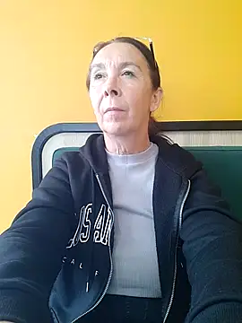 צ'אט XXX בשידור חי של Celine_Faer1