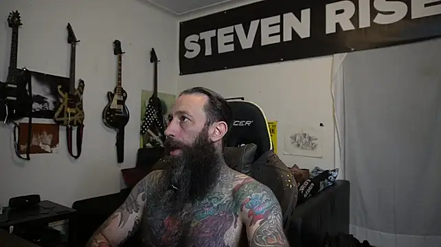 XXX chat uživo modela StevenRiseNYC