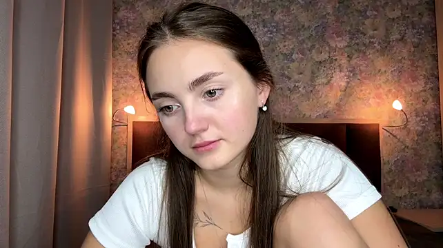 LoraDavi Adlı Modelin Canlı XXX Sohbeti