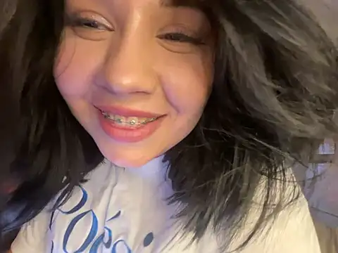 Živý XXX chat Viviaaan_n