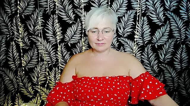 Olivia_playful Adlı Modelin Canlı XXX Sohbeti