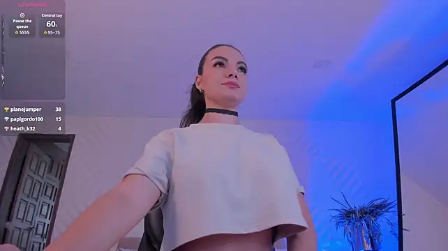 MorganHicks Adlı Modelin Canlı XXX Sohbeti