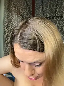 Živý XXX chat KrisKkiki