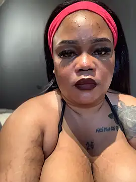 MissBOOBSDIVA21's Live XXX Chat