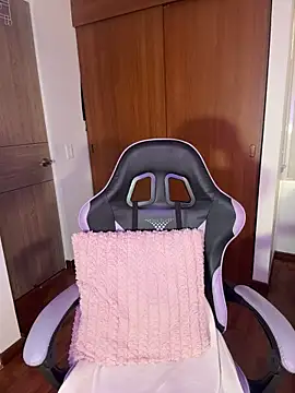 ArianaReynoldss XXX чат на живо