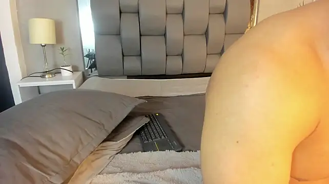 Charlie___Musk Live XXX-chat