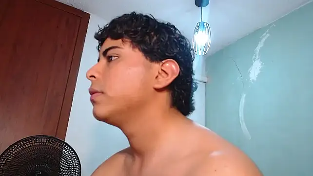 Show modela stefano_piero na web-kameri