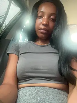 Queenkimi777's Webcam Show