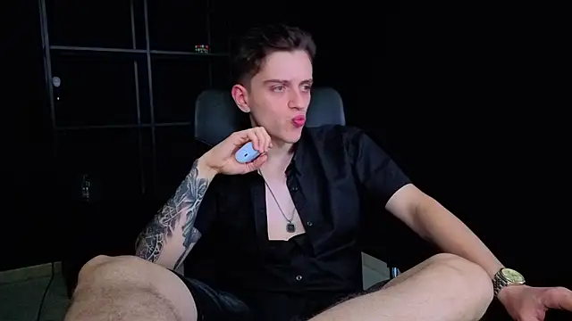 FelixStarkk 라이브 XXX 채팅
