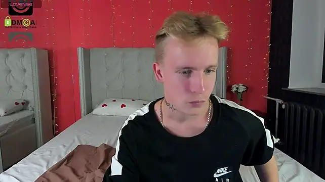 _AlexHot_ লাইভ XXX চ্যাট
