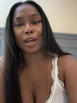 CandyLuxxxx লাইভ XXX চ্যাট