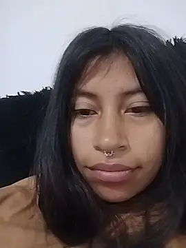 הופעת וובקאם של Pocahontas_Honey
