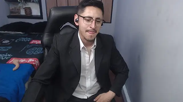 kevin_23_ Live XXX Chat