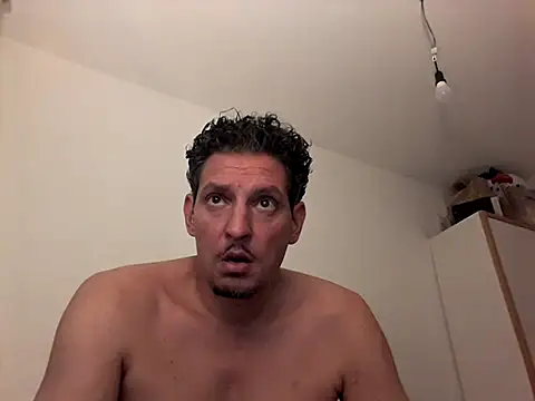 ARTANIS20 – Live XXX-chat