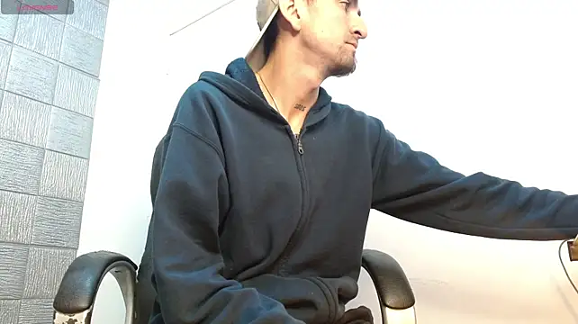 MykeCastle Live XXX-chat
