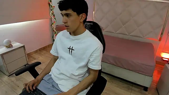 MARCO_TAY live XXX chat