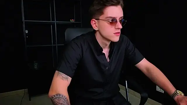 XXX chat uživo modela FelixStarkk
