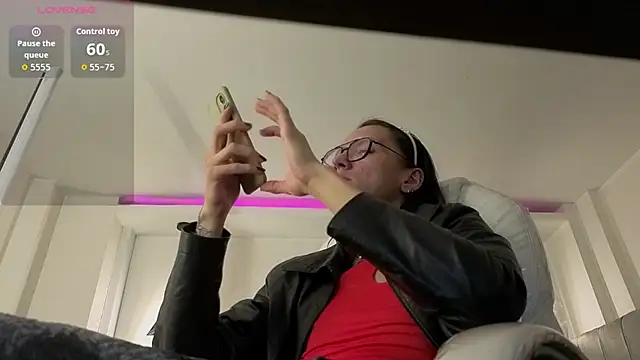 Elysianpair Chat XXX live