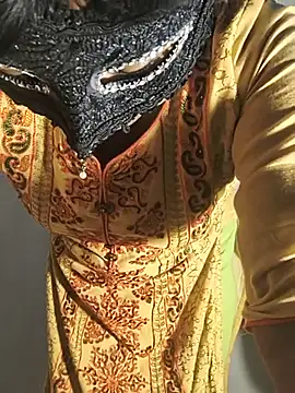 DIRTYSECRET_QUEEN_07 Adlı Modelin Canlı XXX Sohbeti