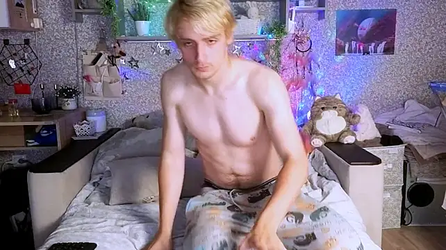 BloodyBlondiee Live XXX Chat