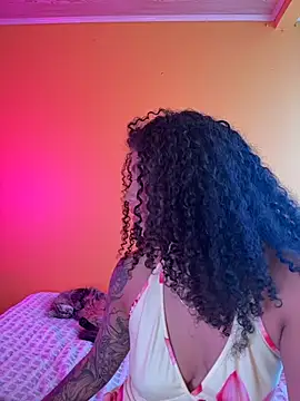 Morenayaa's Live XXX Chat