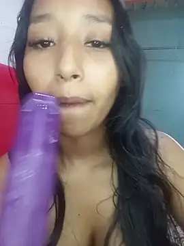 bella_chocolate's Webcam Show