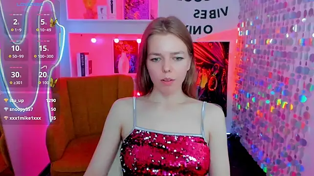 TinaTayylor Adlı Modelin Canlı XXX Sohbeti
