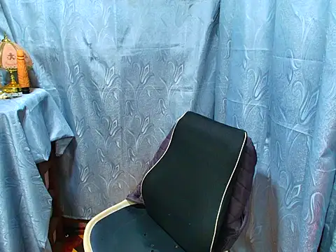 Kenisha_Goddess 网络视讯表演
