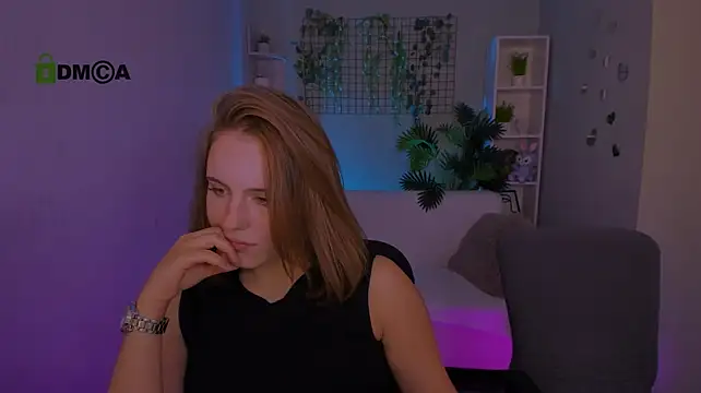 yourhailey1 Webcam Show