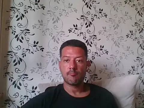 IonutValentin36 Webcam show