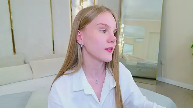 XXX chat uživo modela Lili_Lohan