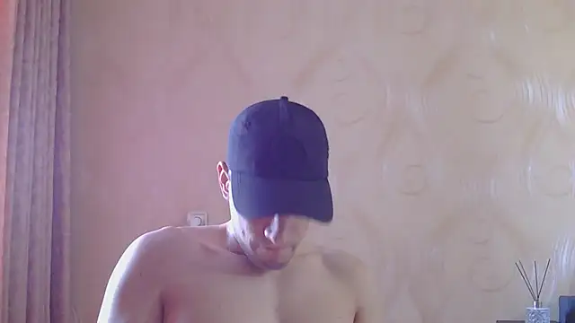 צ'אט XXX בשידור חי של frama666