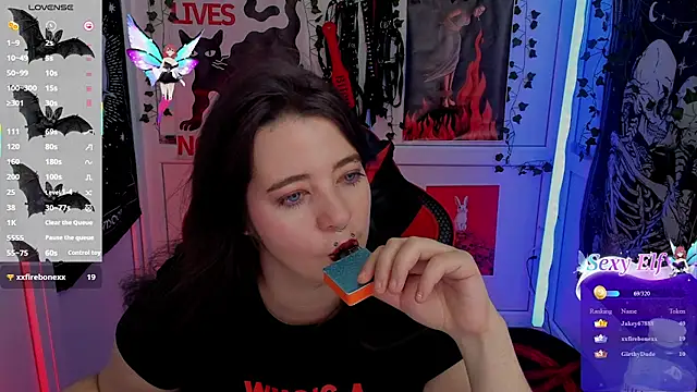 PurpleRune live XXX chat