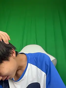 DD-101 Live XXX Chat