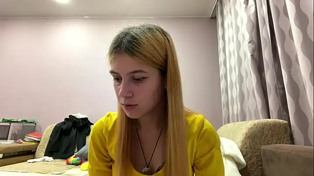 CelestePacini's Live XXX Chat