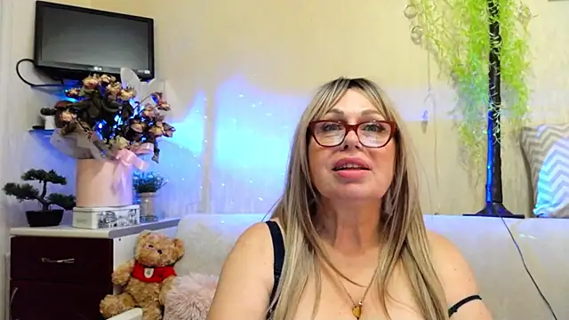 Czat XXX na żywo – SusieNoreen