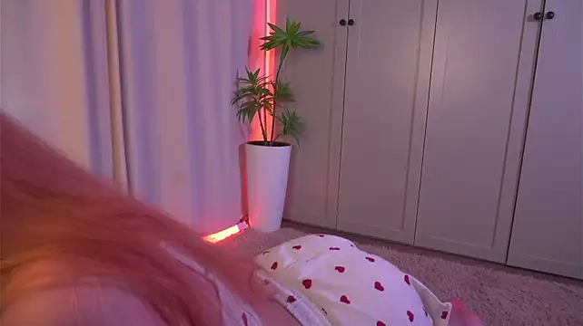 tgirlfoxy: онлайн-секс-чат