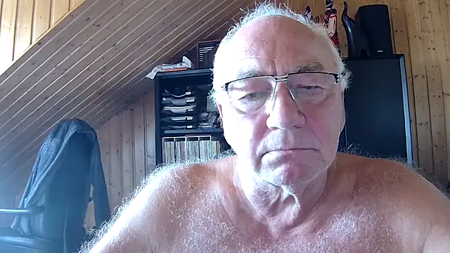 Онлайн чат XXX biggandybig