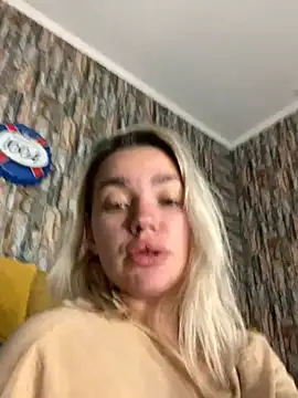 XXX chat uživo modela Sextazy