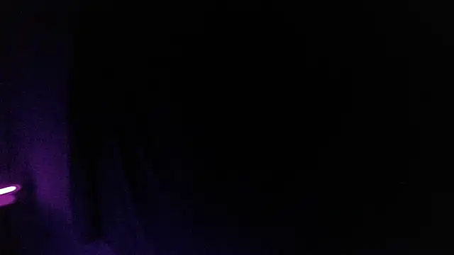 Triggerhappycj100's Live XXX Chat