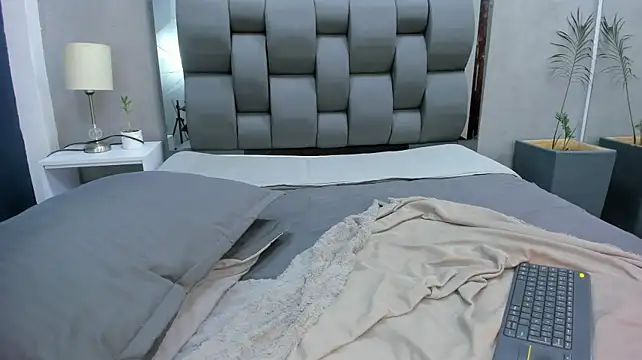 Charlie___Musk élő XXX-chatje