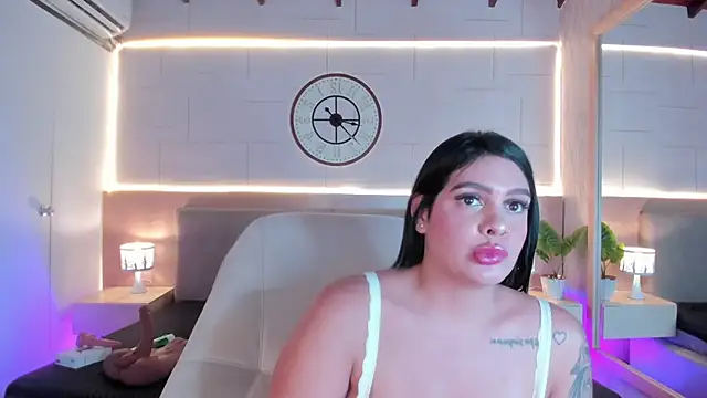 Megan_charles_'s Live XXX Chat