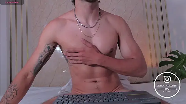 Ethan_mullers Webcam show