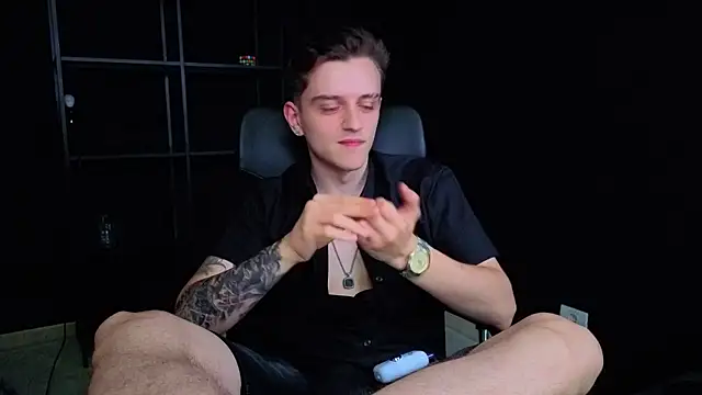 FelixStarkk élő XXX-chatje