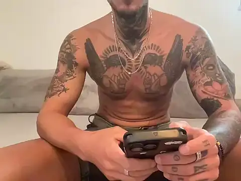 mrtrt97 Webcam Show