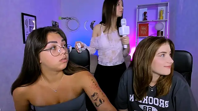 XXX chat uživo modela kiki_swan