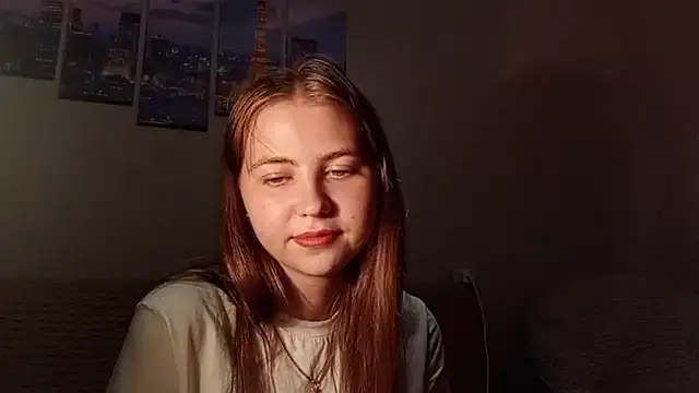 Show modela AnnettaHosaka na web-kameri