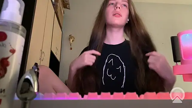 britneylovely Show in webcam