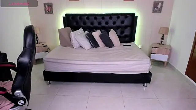 Chat +18 de LolaVillalobos ao vivo