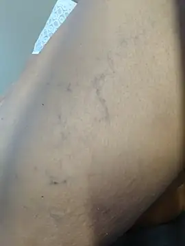 Chat +18 de KarolVIPXXX ao vivo